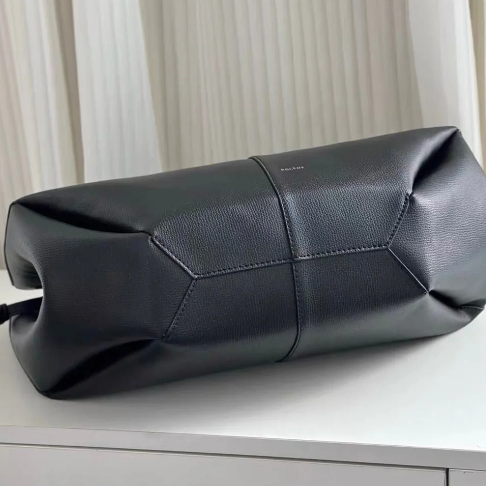 Polene Elegant Black Tote Bag - Picture 2 of 4